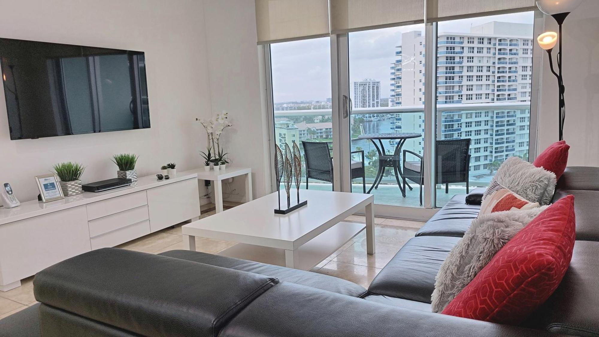 The Tides Apartments On The Beach Hollywood Eksteriør billede